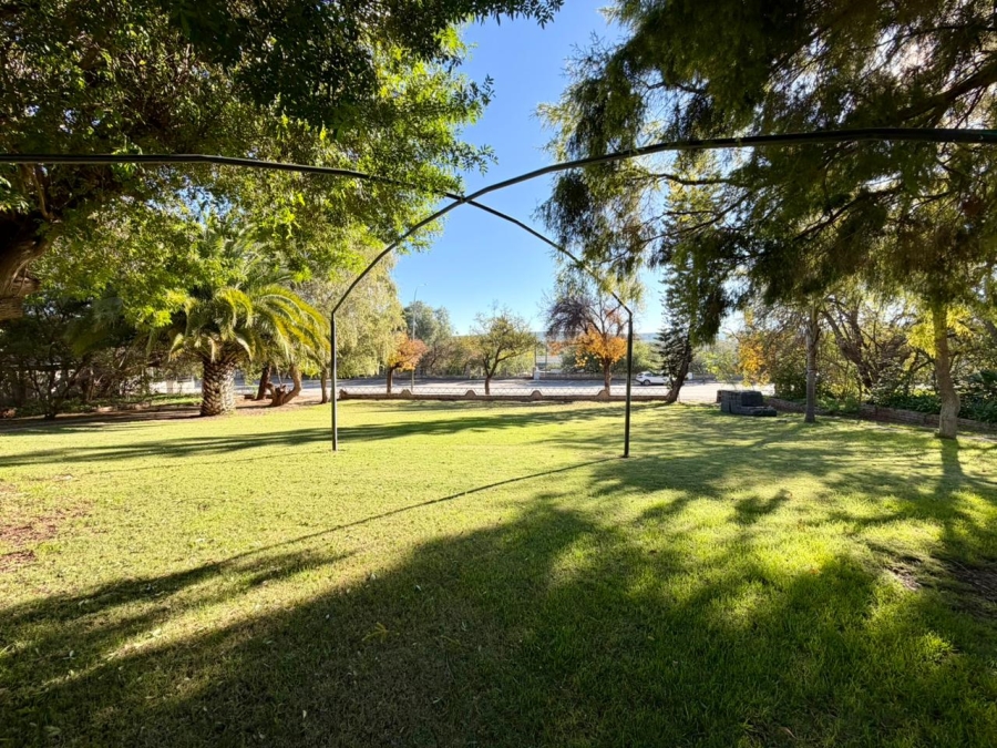3 Bedroom Property for Sale in Oudtshoorn North Western Cape